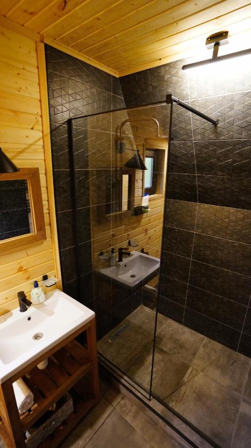 Kazbegi Spa Resort Cottages Esterno foto