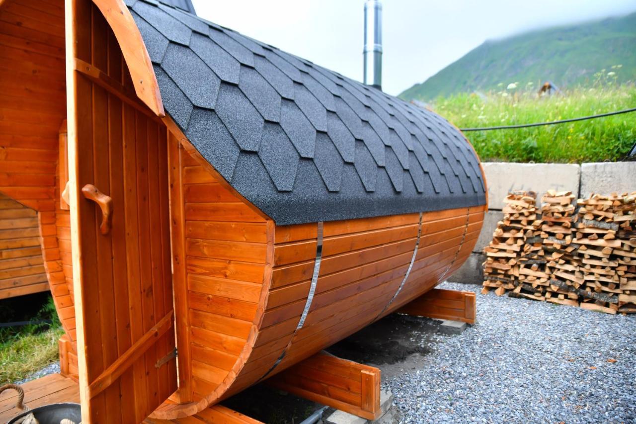 Kazbegi Spa Resort Cottages Esterno foto