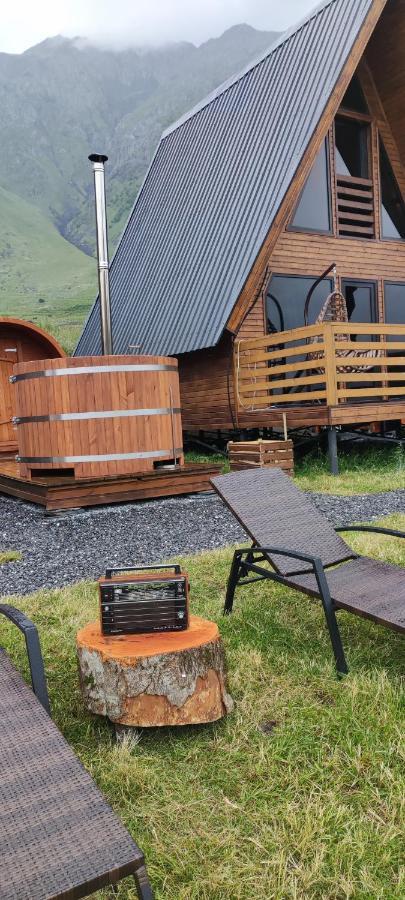 Kazbegi Spa Resort Cottages Esterno foto